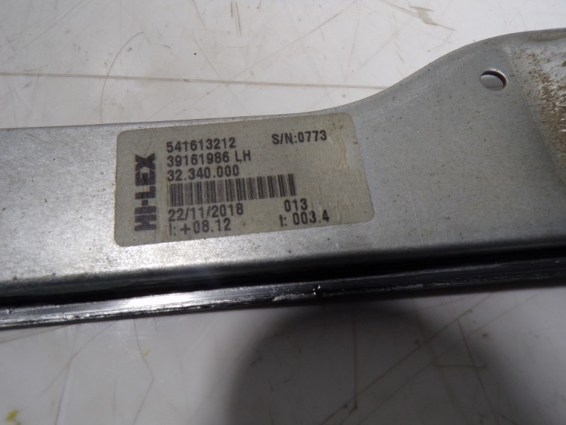 Recambio de elevalunas delantero izquierdo para opel corsa e 1.4 referencia OEM IAM 13447038 39161986 