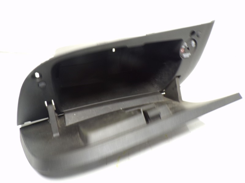 Recambio de guantera para opel corsa e 1.4 referencia OEM IAM 39141454 39013999 