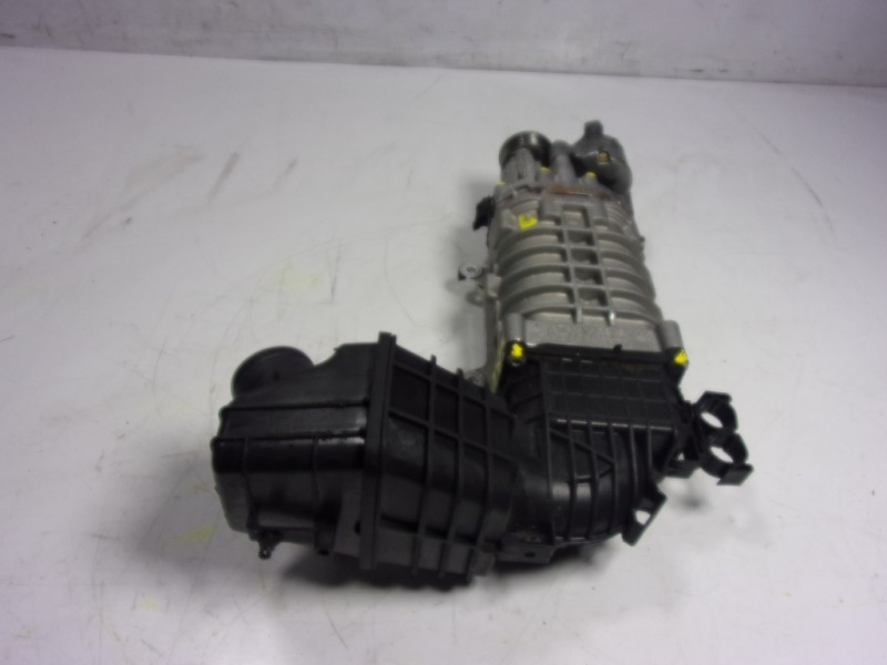 Recambio de compresor volumetrico para volkswagen golf vi (5k1) sport referencia OEM IAM   