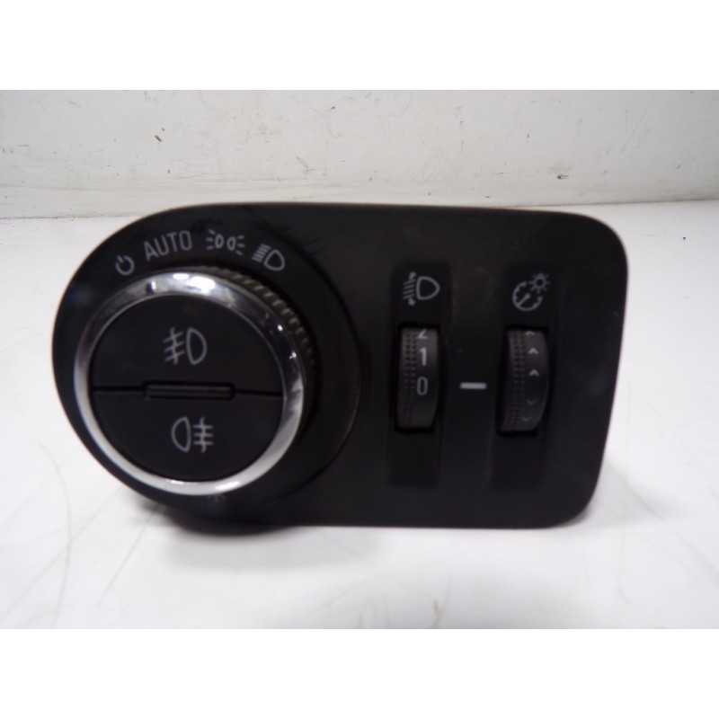 Recambio de mando luces para opel corsa e 1.4 referencia OEM IAM 13470446 13470446 