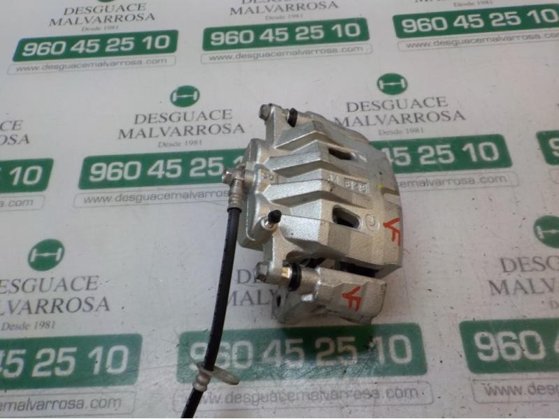 Recambio de pinza freno delantera derecha para toyota rav4 hybrid fwd referencia OEM IAM 4773042130  