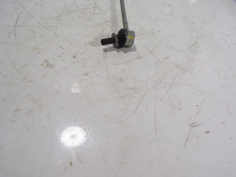 Recambio de tirante delantero izquierdo para lexus ux (za10) 250h referencia OEM IAM 4882047040  