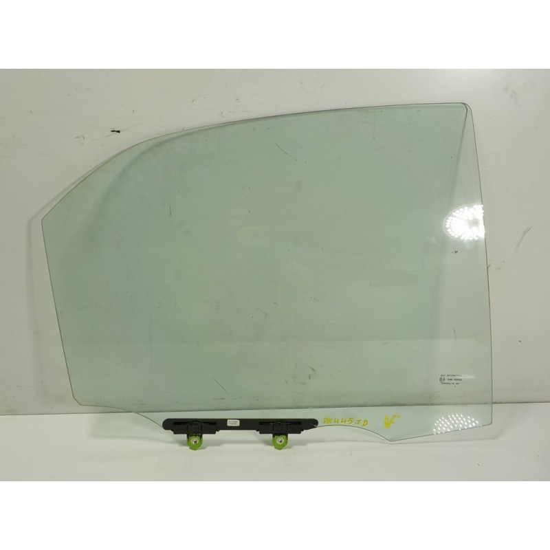 Recambio de cristal puerta trasero derecho para toyota yaris 1.5 vvti hev referencia OEM IAM 68103K0010  