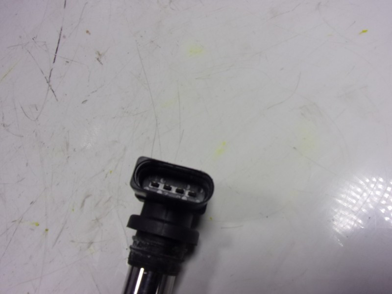 Recambio de bobina para volkswagen golf vi (5k1) sport referencia OEM IAM  036905715 