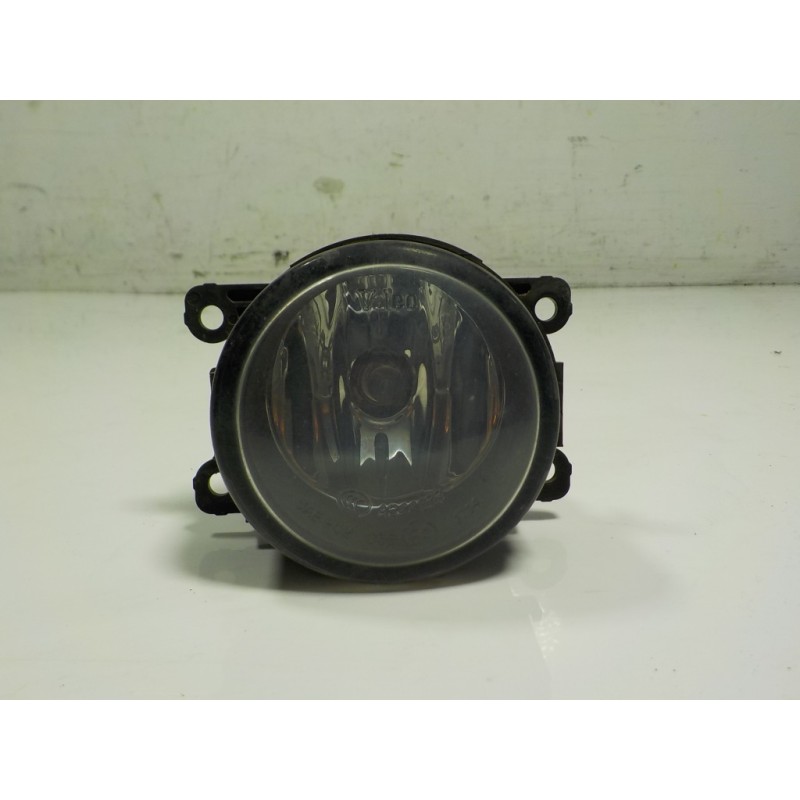 Recambio de faro antiniebla izquierdo para renault kangoo z.e. referencia OEM IAM 8200074008  