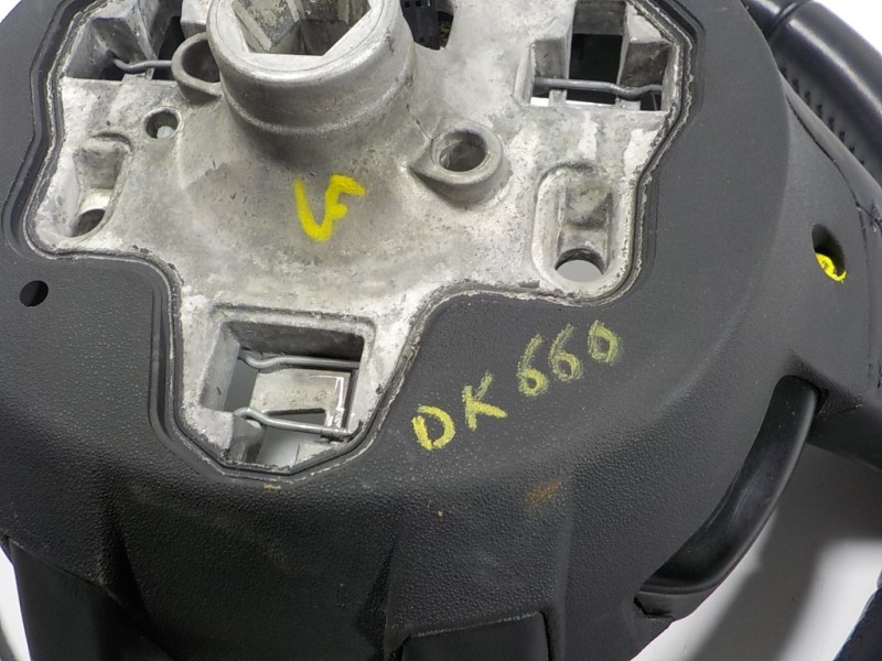 Recambio de volante para land rover evoque 2.2 td4 cat referencia OEM IAM LR047918 EJ323F563FA 308453299W41AA