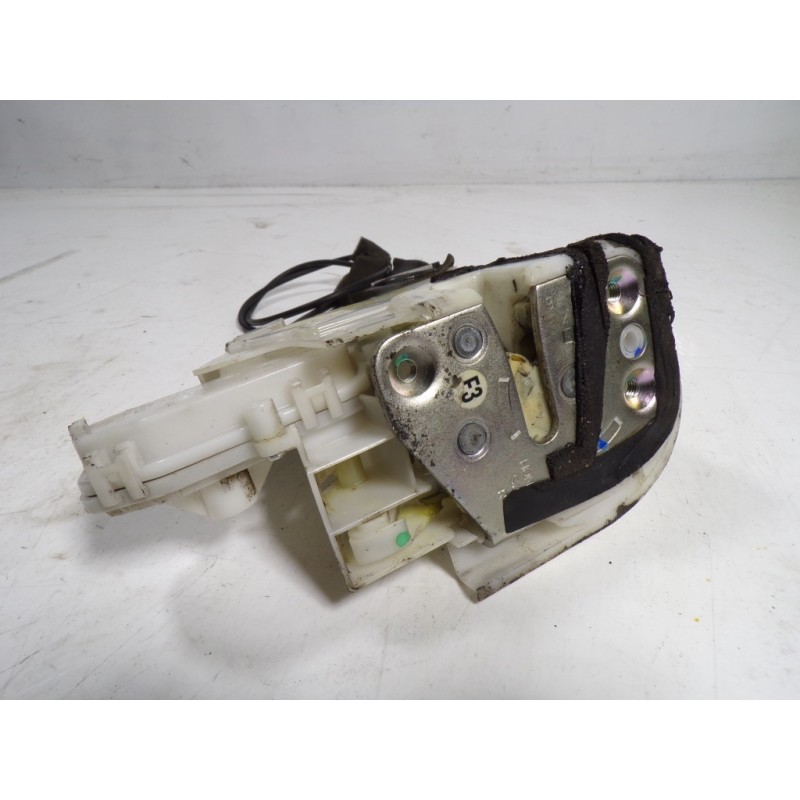 Recambio de cerradura puerta delantera derecha para honda insight (ze2) comfort referencia OEM IAM 72110TM8A01  