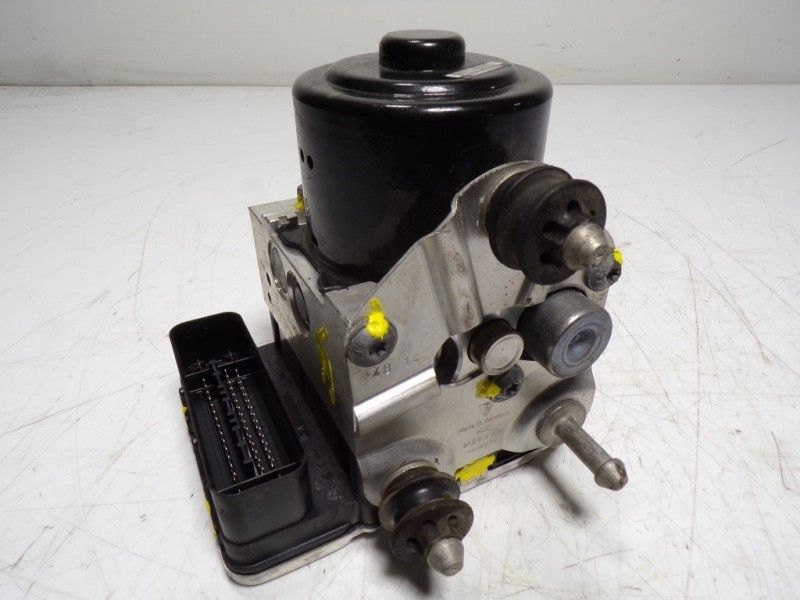 Recambio de abs para porsche macan (typ ) s referencia OEM IAM 95B614517F 95B614517F 