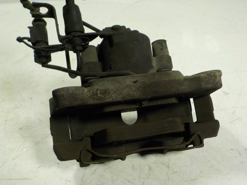 Recambio de pinza freno delantera derecha para audi a4 berlina (8e) 1.9 tdi referencia OEM IAM   