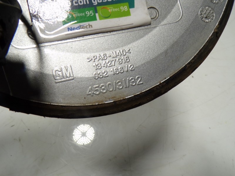 Recambio de tapa combustible para opel corsa e 1.4 referencia OEM IAM 13444788 13427916 