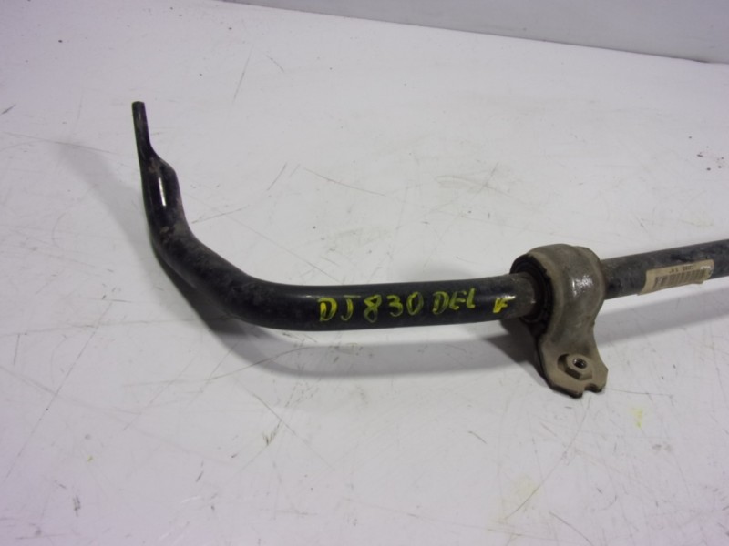 Recambio de barra estabilizadora delantera para volkswagen tiguan 2.0 tdi referencia OEM IAM 3Q0411303H 3Q0411303H 