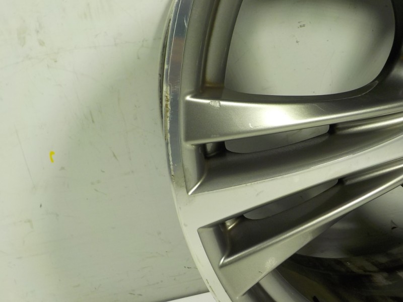 Recambio de llanta para bmw serie 4 cabrio (f33) 2.0 turbodiesel referencia OEM IAM  6857566 