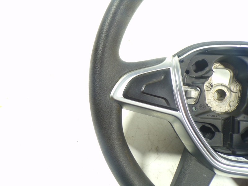 Recambio de volante para dacia sandero 1.5 dci diesel fap cat referencia OEM IAM 484307730R  