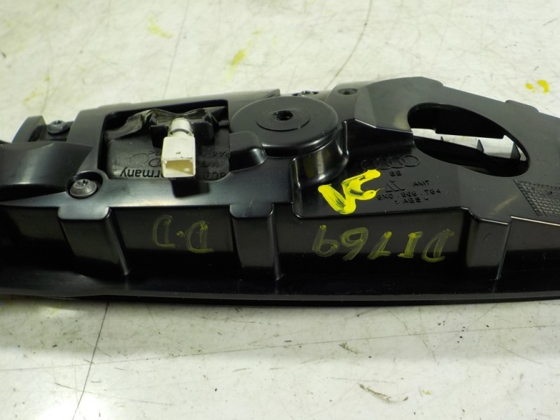 Recambio de maneta interior delantera derecha para audi a1 (8x) 1.6 tdi referencia OEM IAM 8X0837020E4PK  