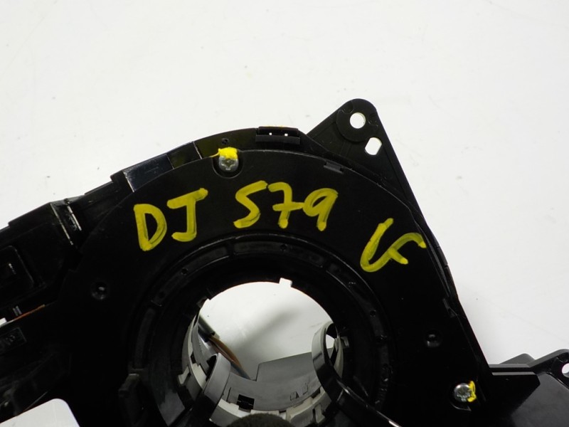 Recambio de anillo airbag para ford focus lim. 1.0 ecoboost cat referencia OEM IAM 1881389 ZWAC530123A 