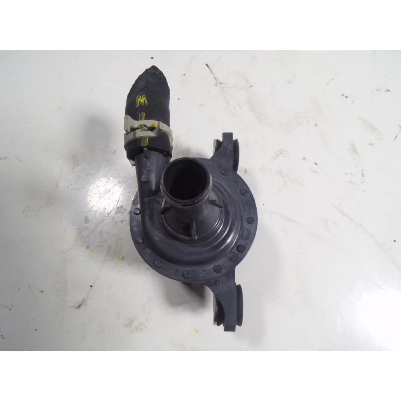 Recambio de motor electrico de agua para toyota rav4 hybrid fwd referencia OEM IAM G904042010 G904042010 64520L176115