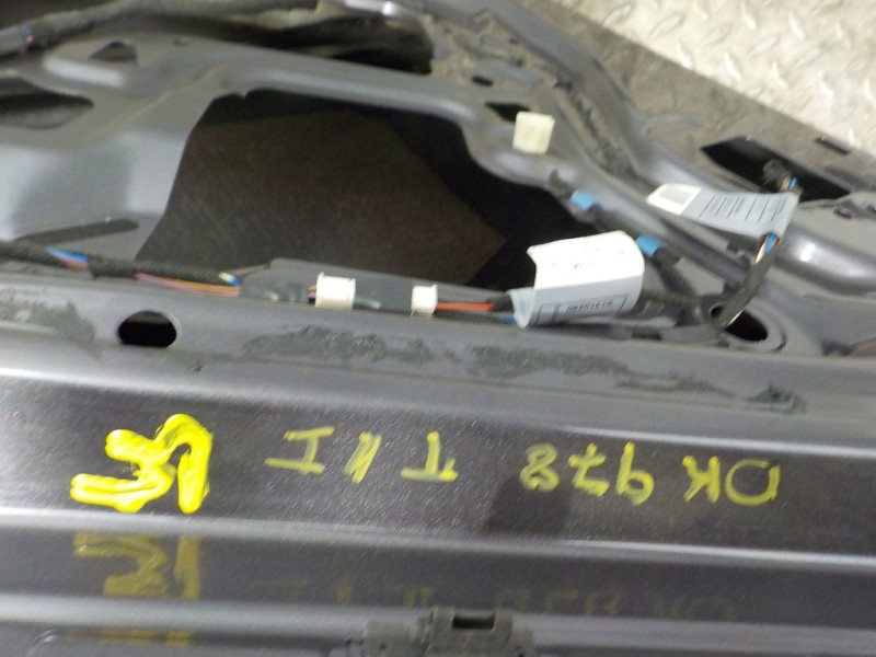 Recambio de puerta trasera izquierda para bmw serie 3 touring (e91) 2.0 turbodiesel cat referencia OEM IAM 41007203675  