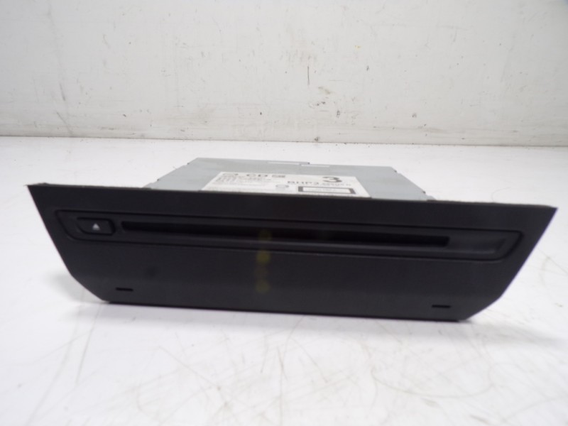 Recambio de sistema audio / radio cd para mazda 3 lim. () origin referencia OEM IAM  BHP3669G0D 