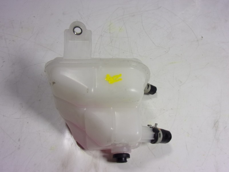 Recambio de deposito expansion para toyota c-hr 132 kw referencia OEM IAM 164A20T021  