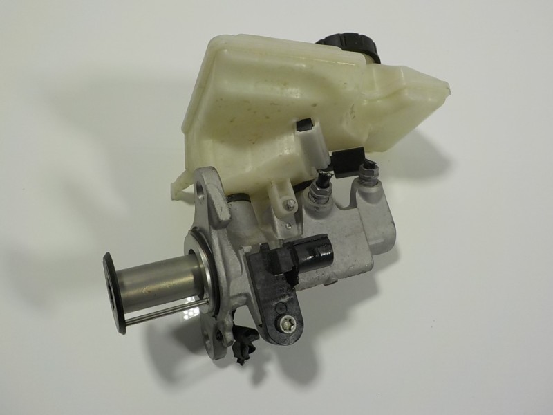 Recambio de bomba freno para volkswagen t-cross 1.0 tsi referencia OEM IAM 5Q1614019ACREP 2Q1611301A 