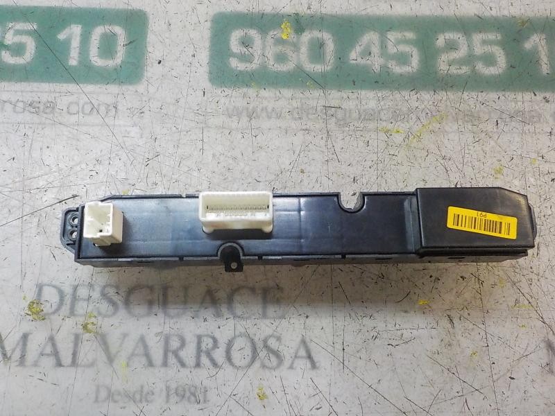 Recambio de warning para kia cee´d emotion referencia OEM IAM 937001H915EQ  