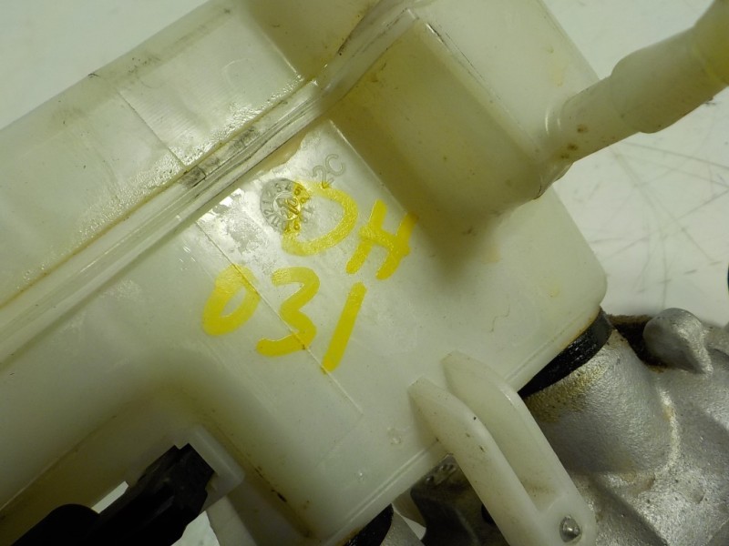 Recambio de bomba freno para audi a3 sportback (8vf) 35 tfsi s line referencia OEM IAM 5Q1614019RREP  