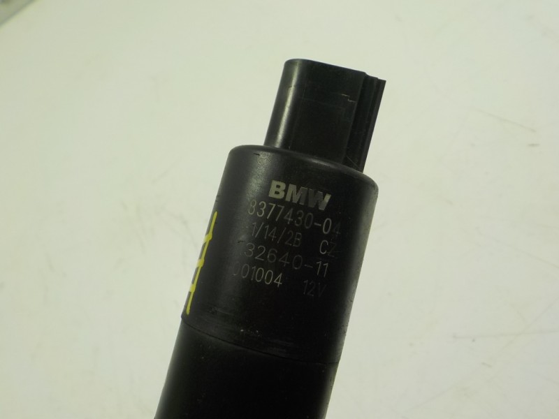 Recambio de bomba limpia para bmw x1 (e84) sdrive 20d referencia OEM IAM 67128377430 8377430 