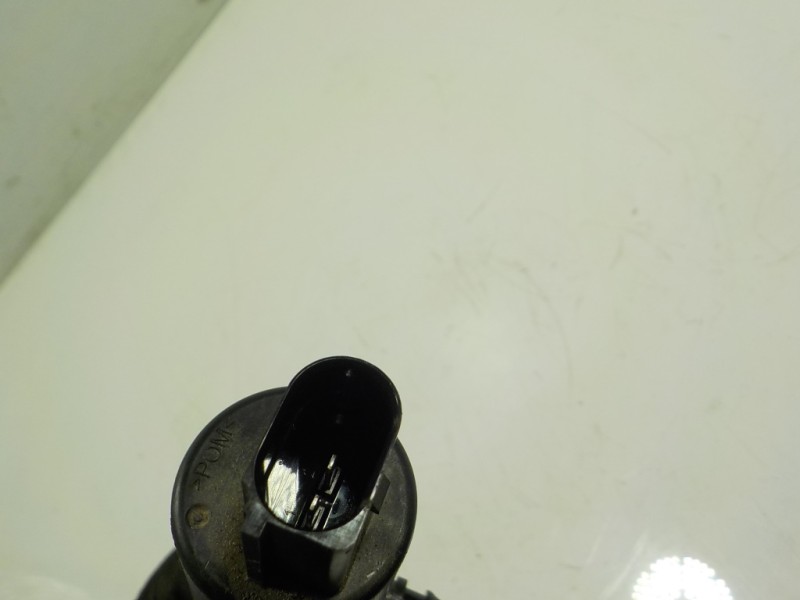 Recambio de bomba limpia para bmw x1 (e84) sdrive 20d referencia OEM IAM 67128377430 8377430 