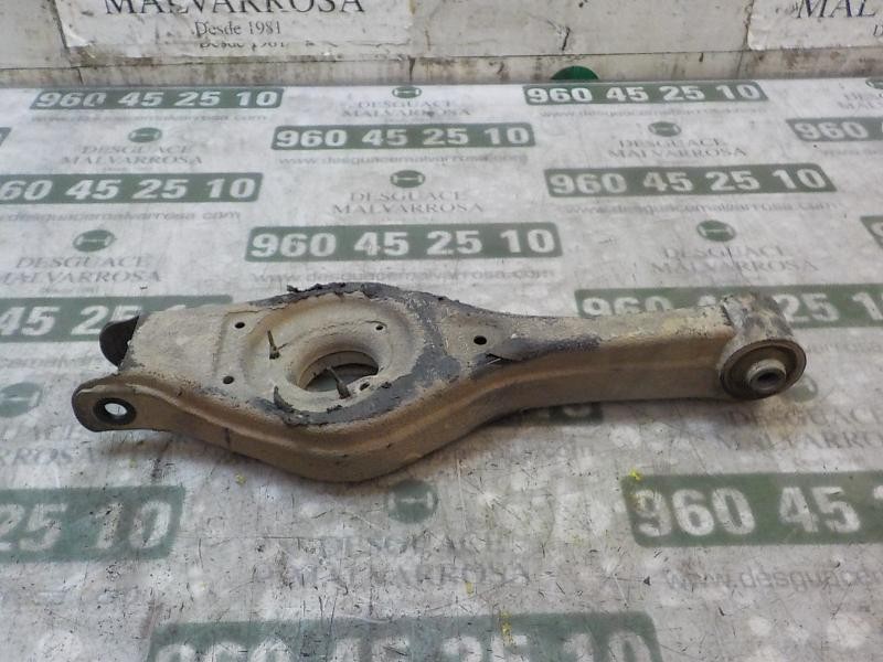 Recambio de brazo suspension inferior trasero derecho para kia pro_ceed crdi referencia OEM IAM 552101H100  