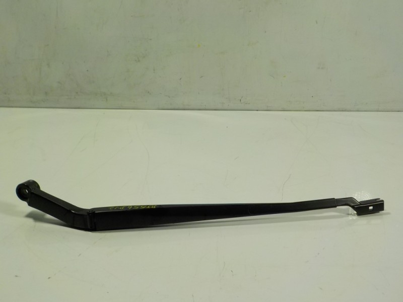 Recambio de brazo limpia delantero izquierdo para lexus nx 300h 2wd referencia OEM IAM 8522178050  