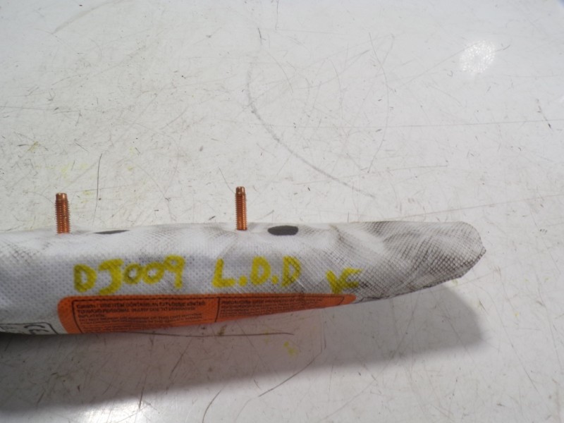 Recambio de airbag lateral derecho para hyundai tucson essence bluedrive 2wd referencia OEM IAM 88920D3000  