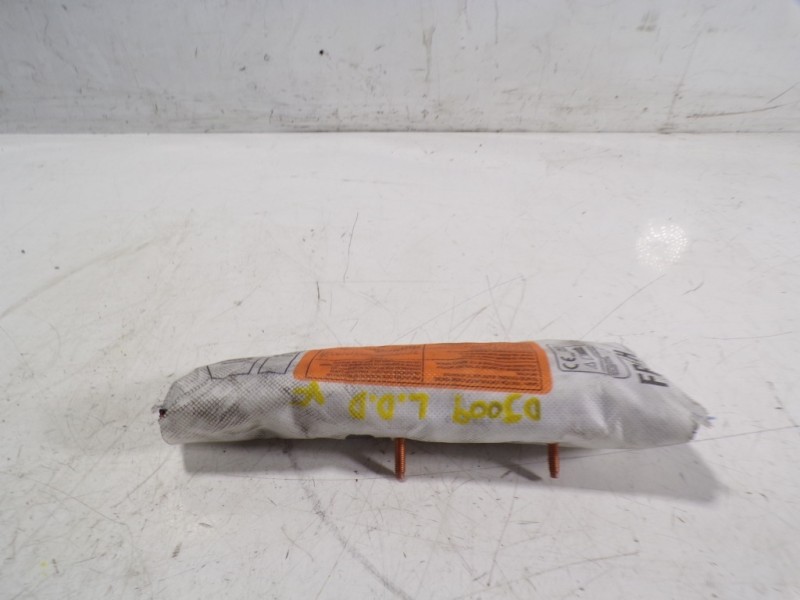 Recambio de airbag lateral derecho para hyundai tucson essence bluedrive 2wd referencia OEM IAM 88920D3000  