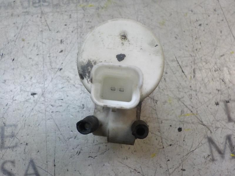 Recambio de bomba limpia para peugeot 308 sw envy referencia OEM IAM 6434A8  