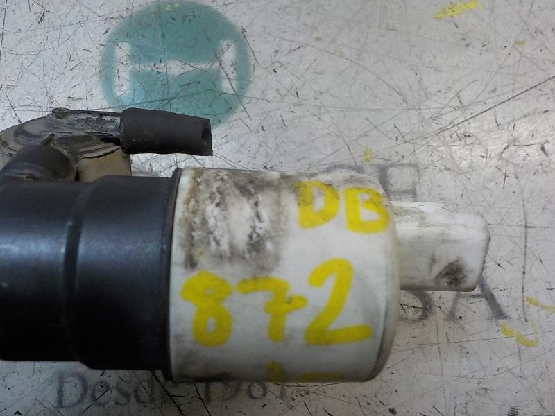 Recambio de bomba limpia para peugeot 308 sw envy referencia OEM IAM 6434A8  