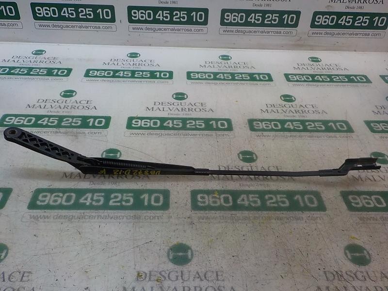 Recambio de brazo limpia delantero izquierdo para peugeot 308 sw envy referencia OEM IAM 6429EL  