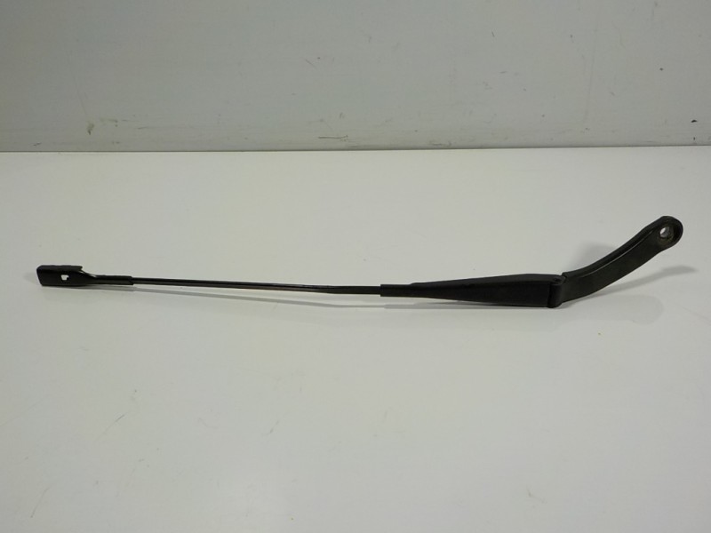 Recambio de brazo limpia delantero derecho para porsche macan (typ ) s referencia OEM IAM 95B955408 95B955408 