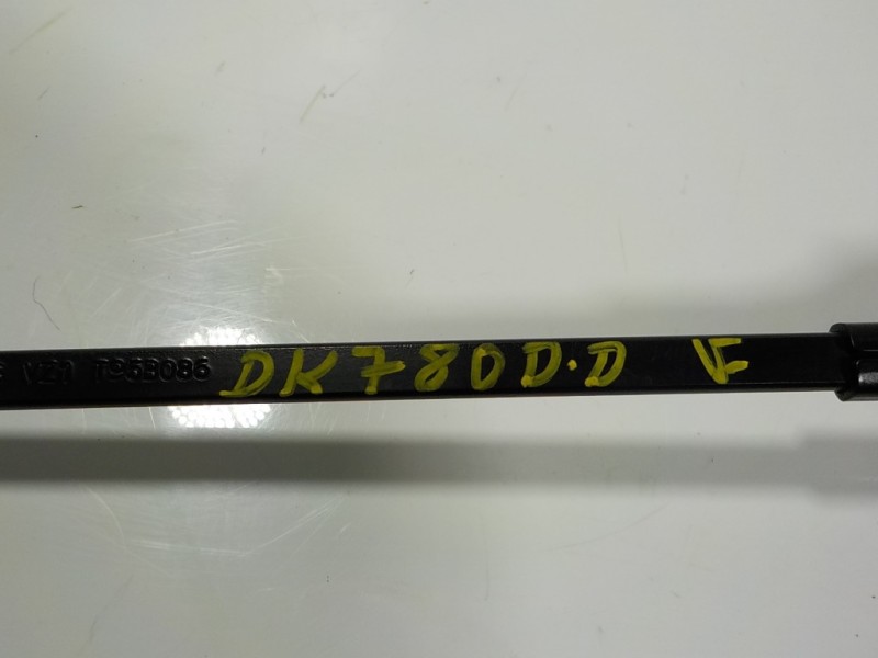 Recambio de brazo limpia delantero derecho para porsche macan (typ ) s referencia OEM IAM 95B955408 95B955408 