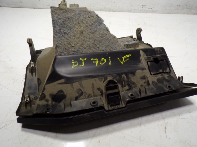 Recambio de guantera para peugeot partner tepee b9 1.6 16v hdi referencia OEM IAM 8226VY  