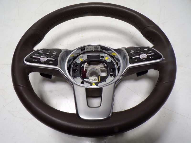 Recambio de volante para mercedes-benz clase glc (w253) 2.0 cgi cat referencia OEM IAM A00046058048R01 A0050071999 