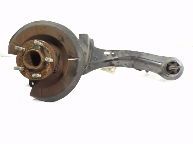 Recambio de mangueta trasera derecha para ford focus lim. 1.0 ecoboost cat referencia OEM IAM 1780076  