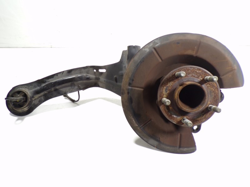 Recambio de mangueta trasera izquierda para ford focus lim. 1.0 ecoboost cat referencia OEM IAM 1780077  