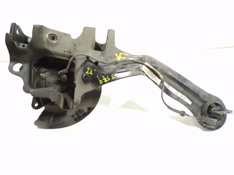 Recambio de mangueta trasera izquierda para ford focus lim. 1.0 ecoboost cat referencia OEM IAM 1780077  