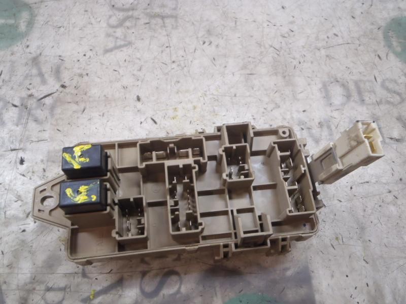 Recambio de caja reles / fusibles para subaru impreza g11 (gd/gg) 2.0r se referencia OEM IAM 82201FE001 610121 