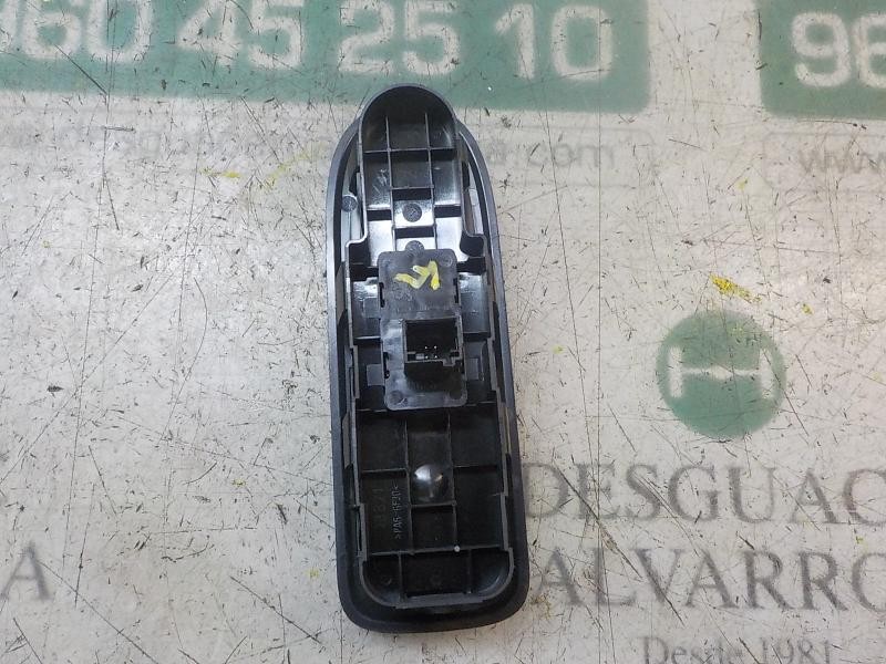 Recambio de mando elevalunas delantero derecho para peugeot 308 sw envy referencia OEM IAM 649029  