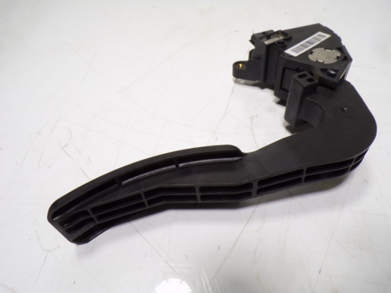 Recambio de potenciometro pedal para dacia lodgy 1.5 dci diesel fap cat referencia OEM IAM 180023122R 180023122R 