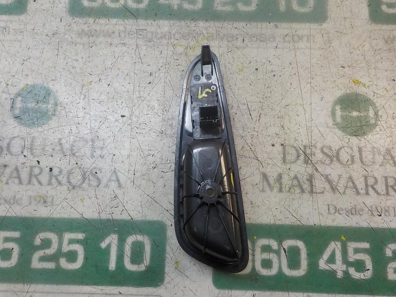 Recambio de mando elevalunas trasero derecho para peugeot 308 sw envy referencia OEM IAM 649030  