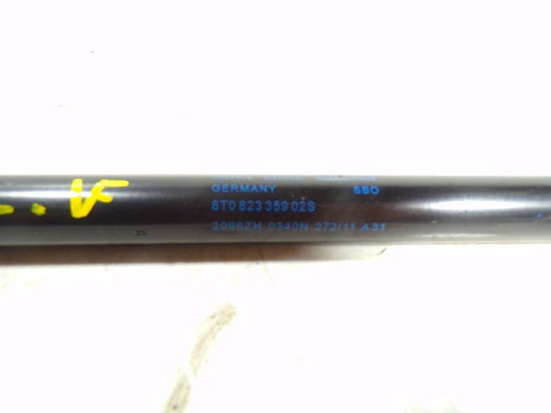 Recambio de amortiguador capot para audi a4 ber. (b8) 2.7 v6 24v tdi referencia OEM IAM 8T0823359 8T0823359 
