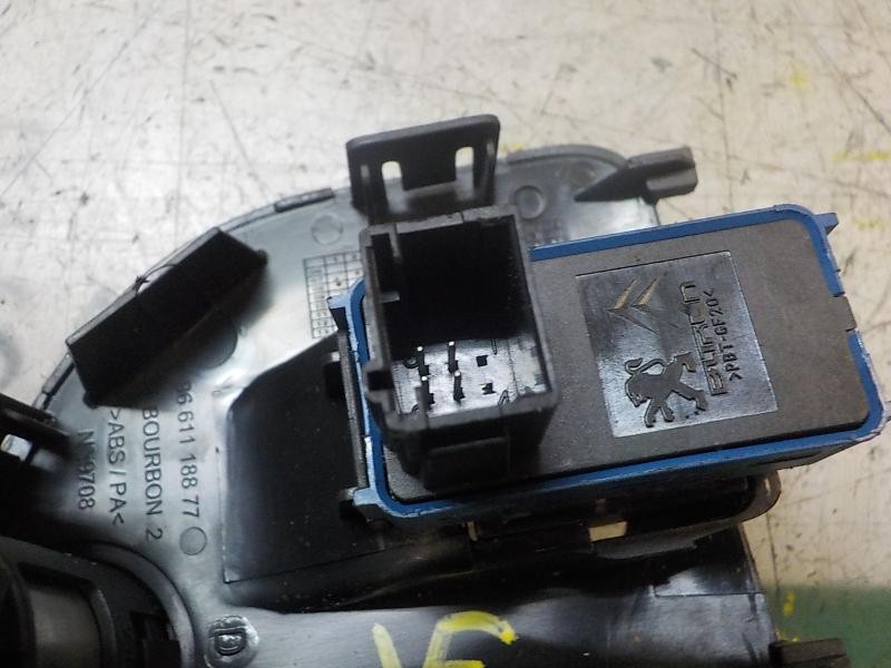 Recambio de modulo electronico para peugeot 308 sw envy referencia OEM IAM 649032  