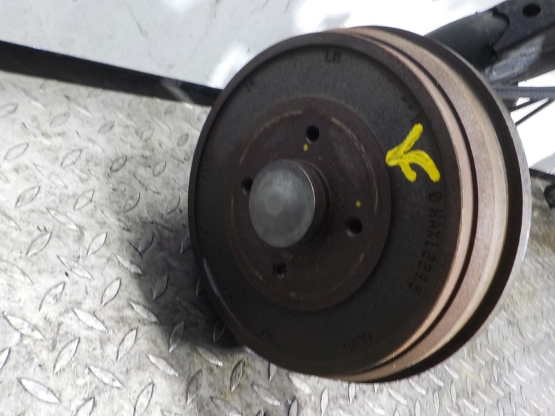 Recambio de puente trasero para dacia lodgy 1.5 dci diesel fap cat referencia OEM IAM 555117070R  