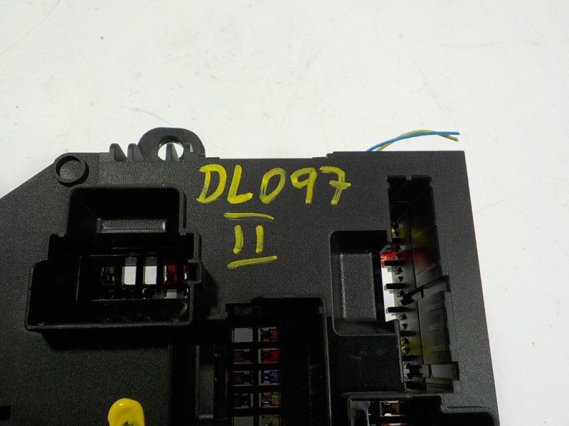 Recambio de caja reles / fusibles para bmw serie 5 touring (f11) 520d xdrive referencia OEM IAM 61149264923 926492302 